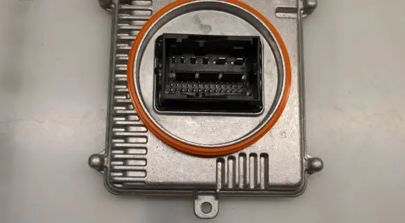Volkswagen PASSAT B8 Headlight ballast module Xenon 992941572C 992941572CJ 10101500255