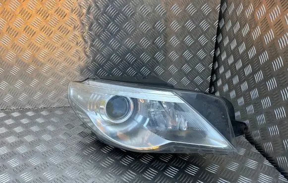 Volkswagen PASSAT CC Headlight/headlamp 3C8941752C 0301239282 1K0941329