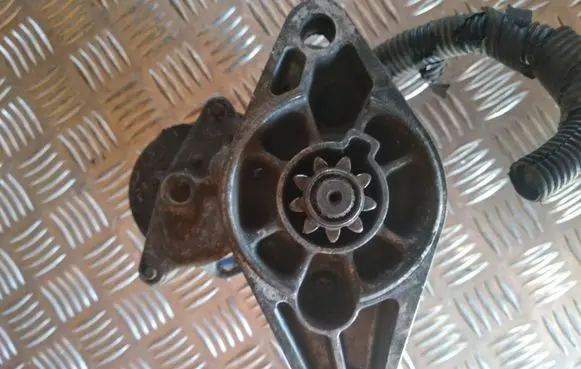 Toyota Corolla E110 Starter motor