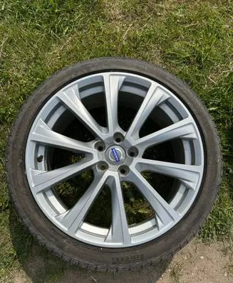 Volvo XC60 R19 alloy rim 8jx19x55 31423788 3400033