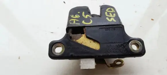 Audi A6 S6 C5 4B Tailgate/trunk/boot lock/catch/latch B5827505B