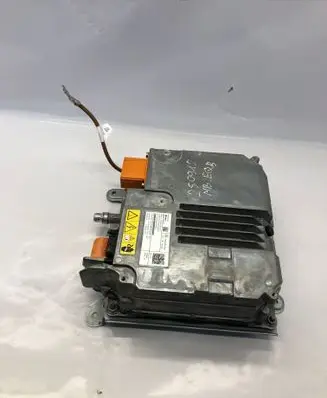 Mercedes-Benz EQB Voltage converter inverter A0009009935