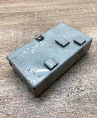 Volvo S40, V40 Alarm control unit/module 30889926 MB2323008451