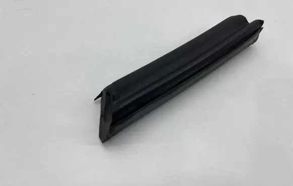 BMW Z4 E85 E86 Sunroof sealing rubber 