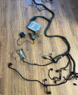 Volkswagen Transporter - Caravelle T4 Engine control unit/module 074906021A 28SA4084 0281001306