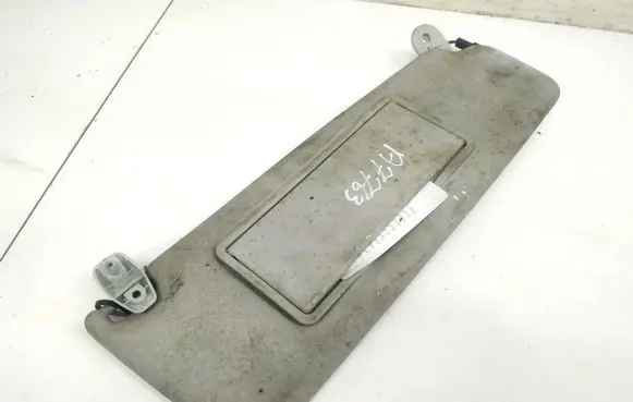 Sun visor