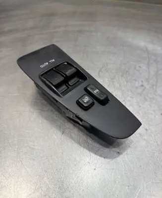 Toyota Avensis T250 Electric window control switch 54035146 8480205190 26102006