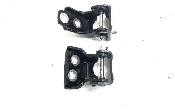Rear door hinge set