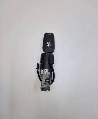 Peugeot 208 Ignition lock 96762547 36454600