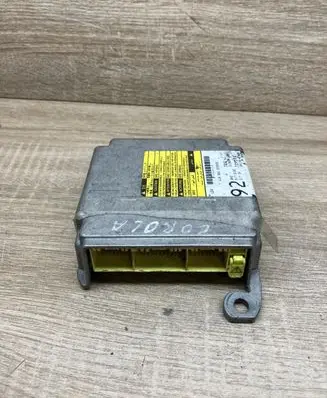 Toyota Corolla Verso E121 Airbag control unit/module 891700F042 213819108