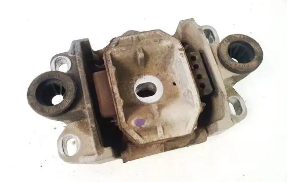 Ford Mondeo Mk III Engine mount bracket 95bb9b929 95bb-9b929
