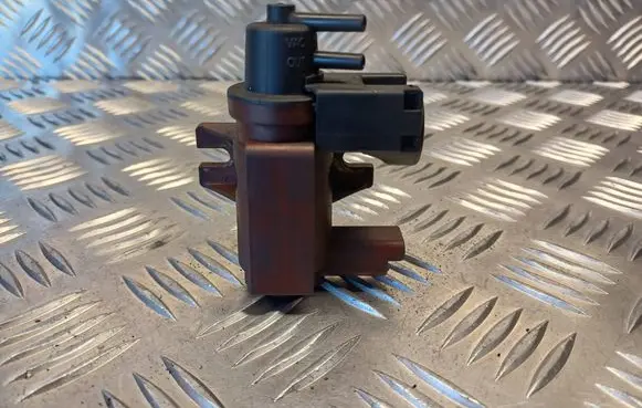 Volvo S40 Turbo solenoid valve 6G9Q9E882CA 70177100