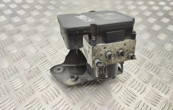 Volkswagen Transporter - Caravelle T5 ABS Pump 7E0614517J 7E0907379L