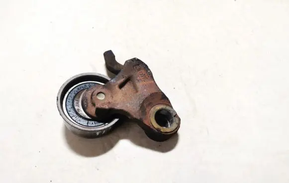 Mitsubishi Outlander Engine mounting bracket