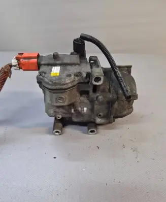Toyota Yaris Air conditioning (A/C) compressor (pump) ES14C