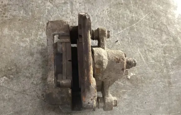 KIA Ceed Rear brake caliper