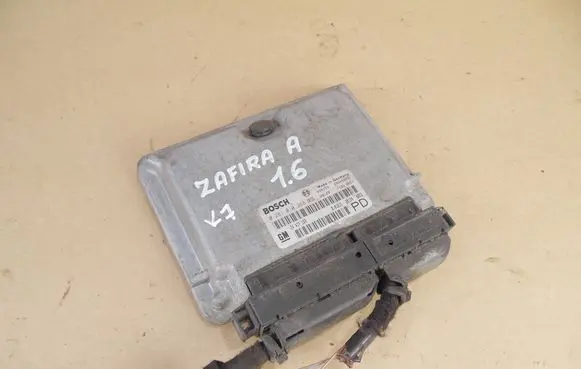 Opel Zafira A Engine control unit/module 0281010268 28SA4805 24417169