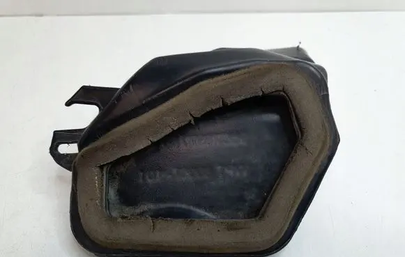 Peugeot 308 Cabin air duct channel 9807697780