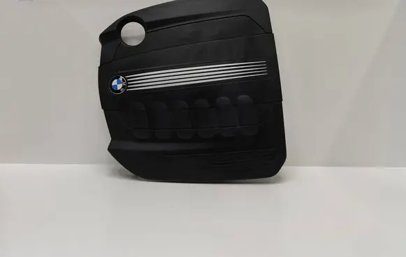 BMW 5 F10 F11 Engine cover (trim) 7800575 13717800575 11252010