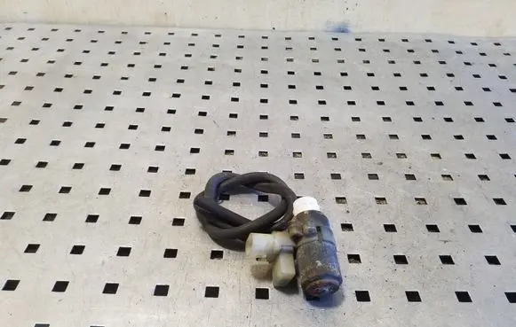Chrysler Voyager Windscreen/windshield washer pump