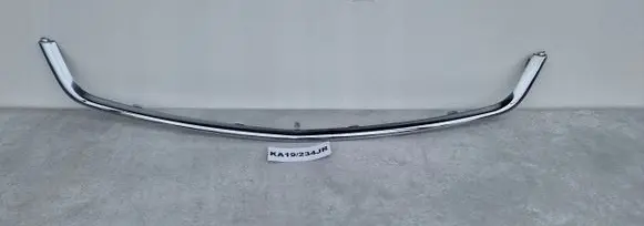 Opel Zafira B Front grill 13183699