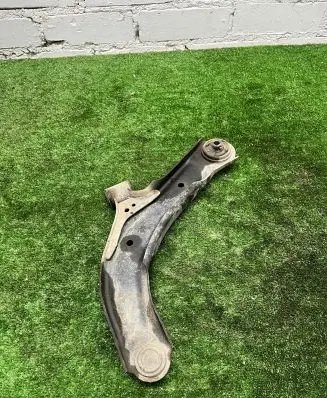 Nissan NV200 Front control arm