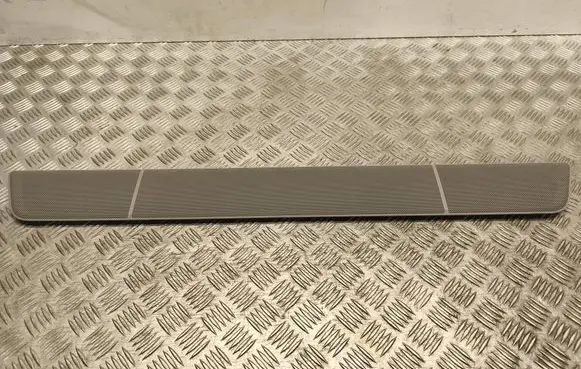 Mercedes-Benz E W212 Parcel shelf grill A2046830030