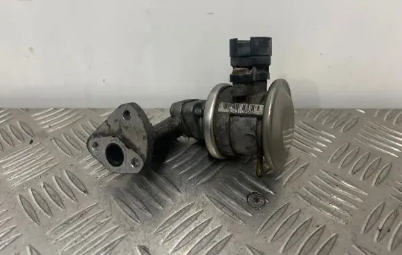 Audi A8 S8 D4 4H EGR valve 079131101P 06C131166B