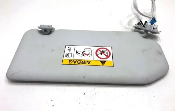 Sun visor