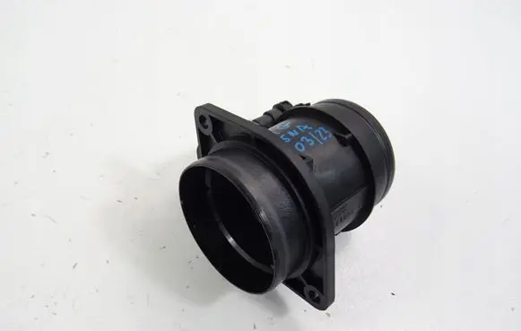 Volkswagen Tiguan Mass air flow meter 04L906461B