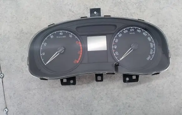Skoda Fabia Mk2 (5J) Speedometer (instrument cluster) 5J0920800B