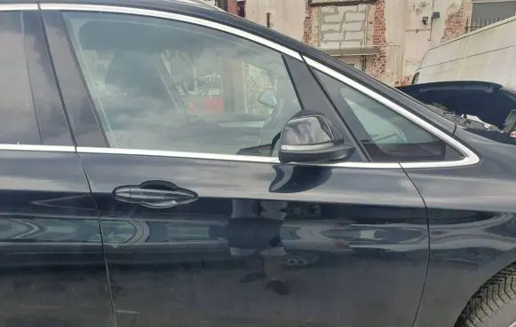BMW 2 F45 Front door