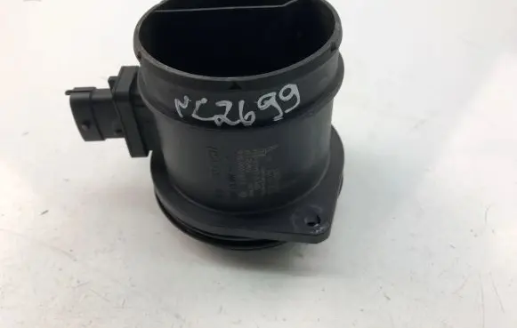 Volvo V40 Mass air flow meter 31361223AA