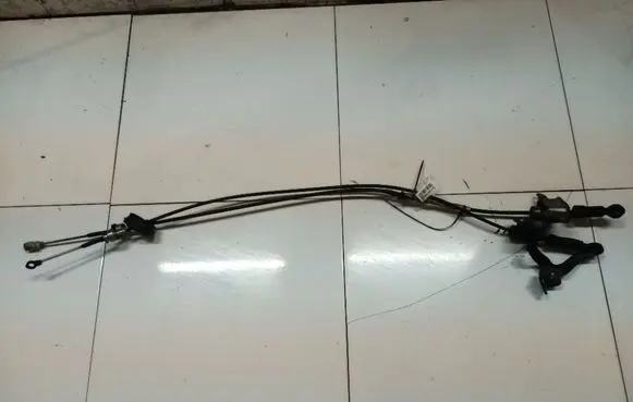 Gear shift cable linkage