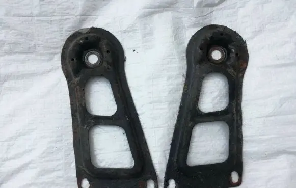 Mercedes-Benz W123 Rear upper control arm/wishbone 1153521225