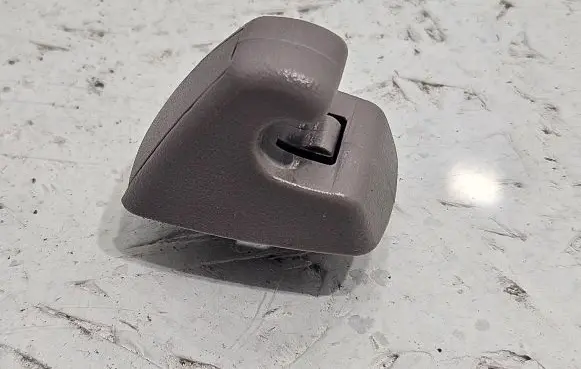 Opel Astra K Sun visor clip/hook/bracket 