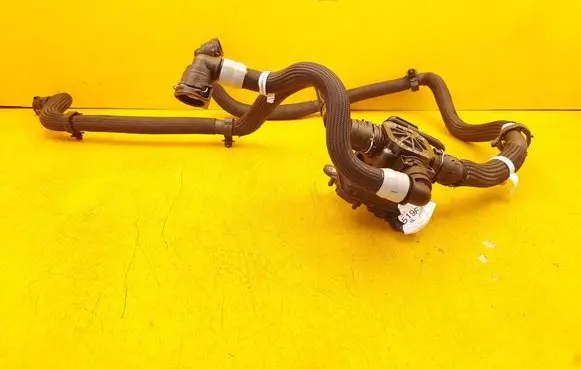 Peugeot 3008 III Electric auxiliary coolant/water pump 9851965080