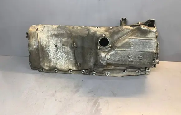 BMW 7 F01 F02 F03 F04 Oil sump 11137800322 7800322