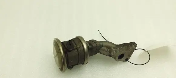 Audi A8 S8 D3 4E EGR valve 06C131101