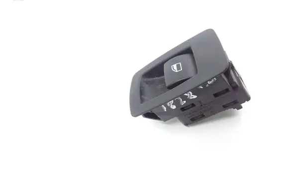BMW 1 E81 E87 Electric window control switch 6945874
