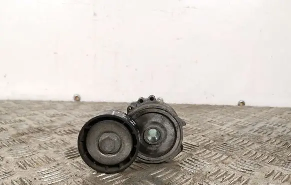 Land Rover Range Rover Evoque L538 Generator/alternator belt tensioner 1531202 16183P