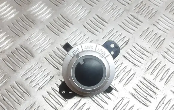 Mitsubishi Outlander Differential lock switch 