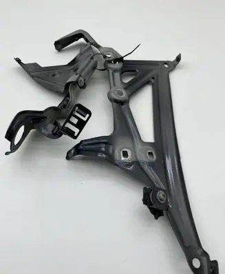 BMW X1 F48 F49 Fender mounting bracket 7351515 7329447