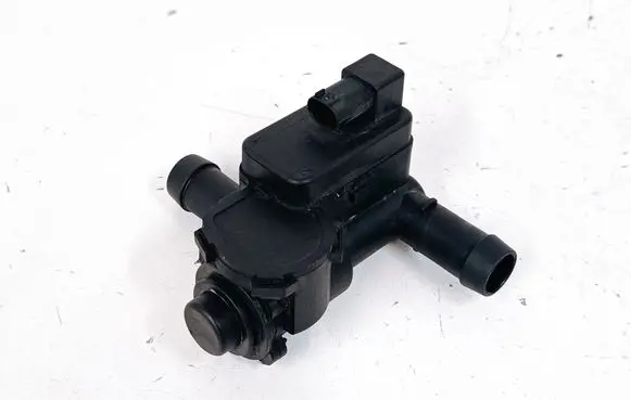 Volkswagen Touareg II Electric auxiliary coolant/water pump 7PP819810A