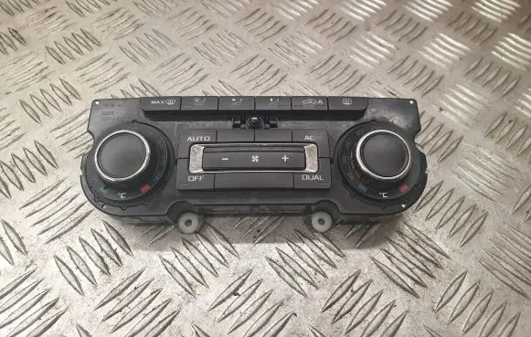 Skoda Yeti (5L) Climate control unit 3T0907044BD