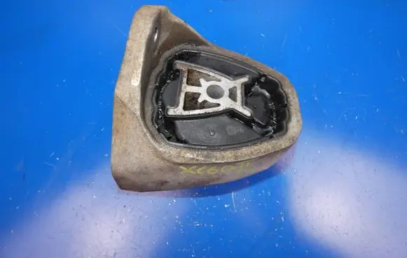 Volvo XC60 Driveshaft support bearing bracket 1480564 480565 31450510