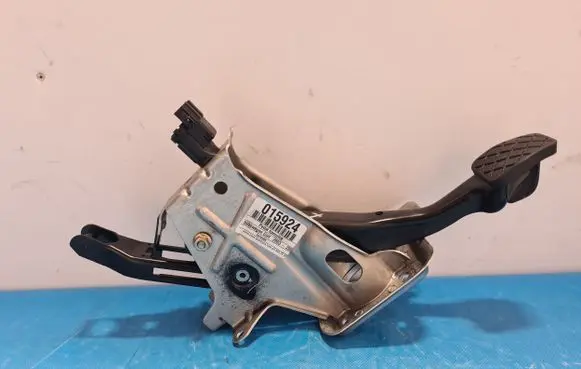 Volkswagen Golf IV Accelerator pedal position sensor 1K1721057L