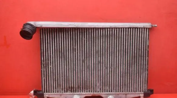 Citroen C5 Intercooler radiator 9688473580