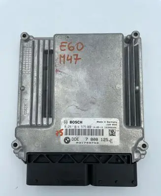 BMW 5 E60 E61 Engine control unit/module 7808125 0281014575
