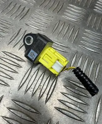 Toyota RAV 4 (XA50) Airbag deployment crash/impact sensor 8983147050 537DCZHWR